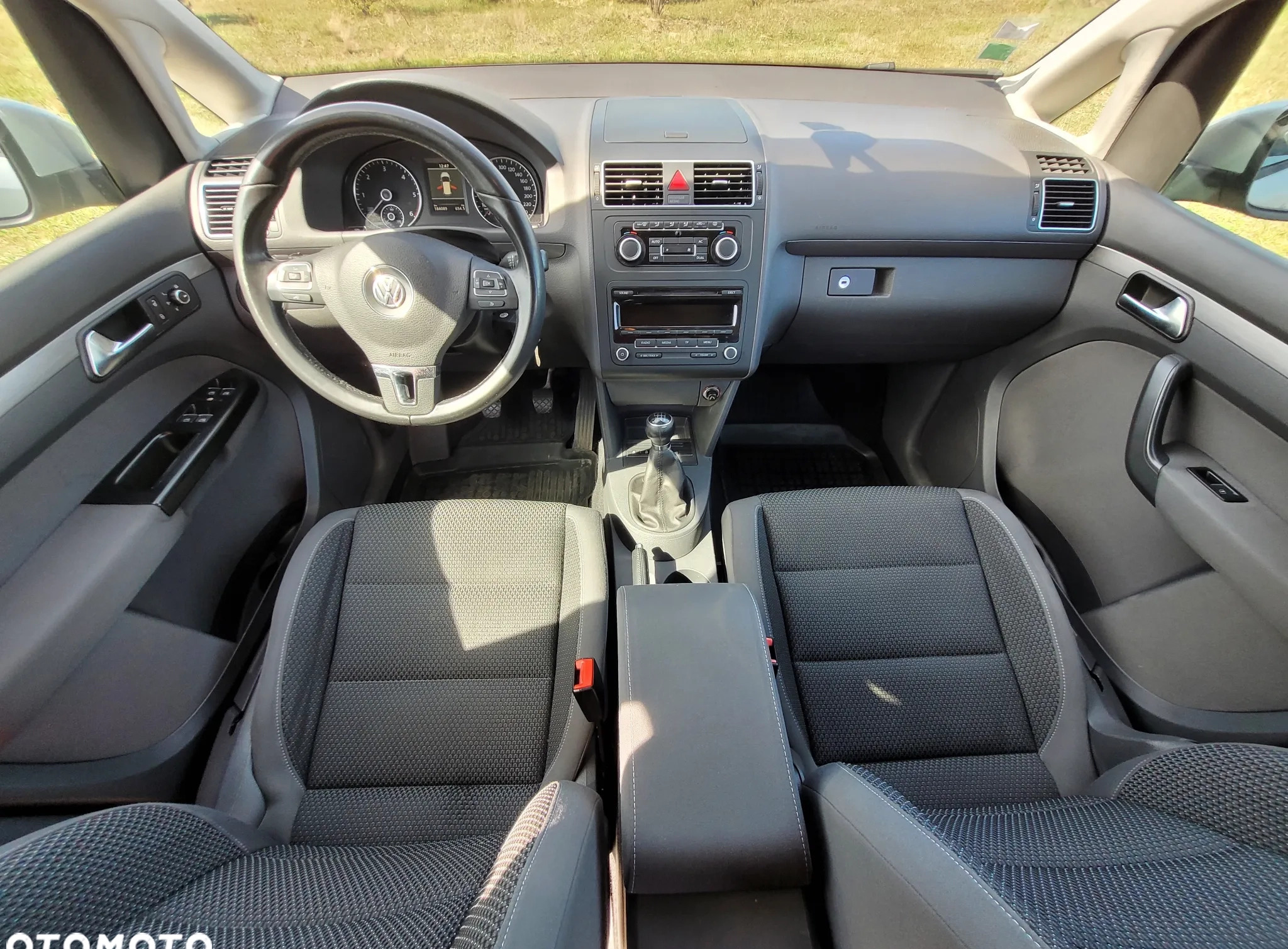 Volkswagen Touran cena 31300 przebieg: 184089, rok produkcji 2011 z Lubień Kujawski małe 191